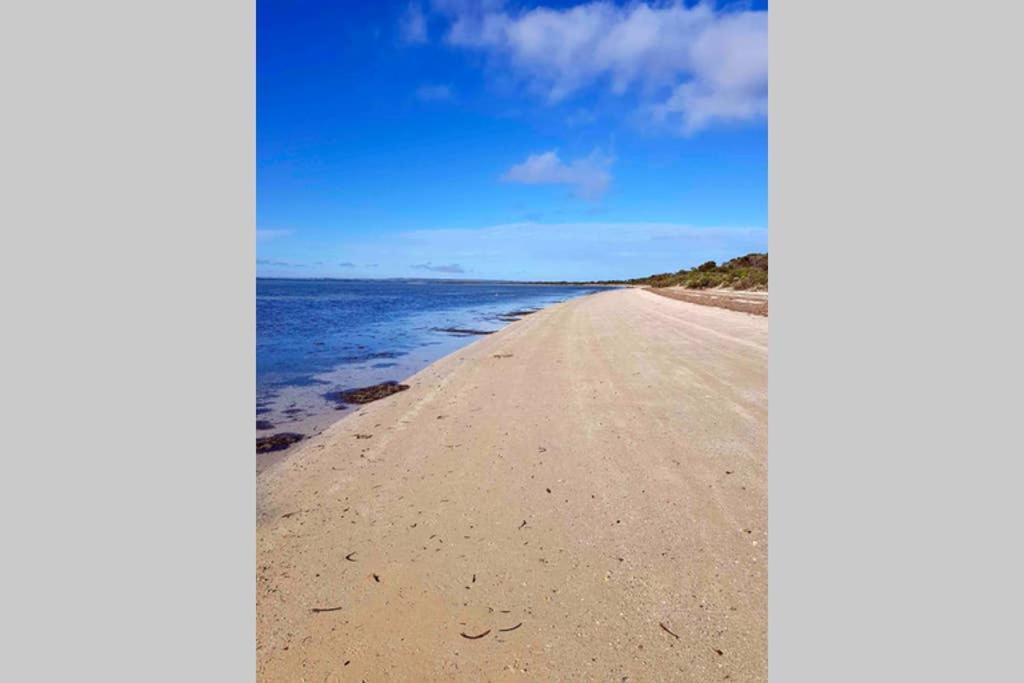 Leeward 'Tranquil Beachfront' Kingscote Eksteriør bilde
